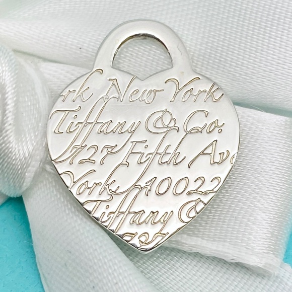 Tiffany & Co Silver Heart Fifth Ave Avenue Charm for pendant bracelet pouch - Picture 1 of 5